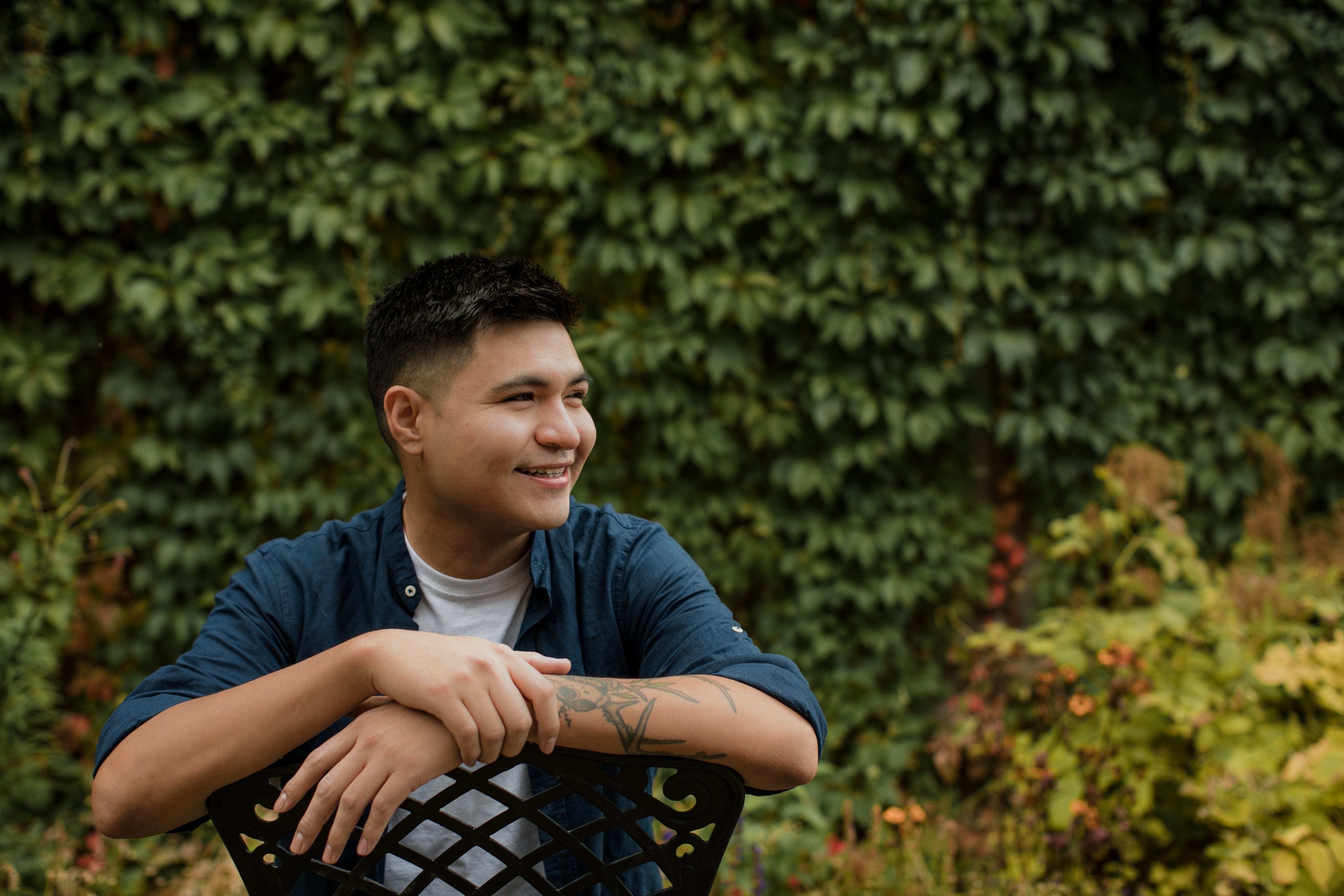 files/smiling-portrait-of-a-young-adult.jpg